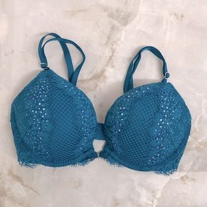 VICTORIA’S SECRET Mermaid Push-Up Bra NWOT